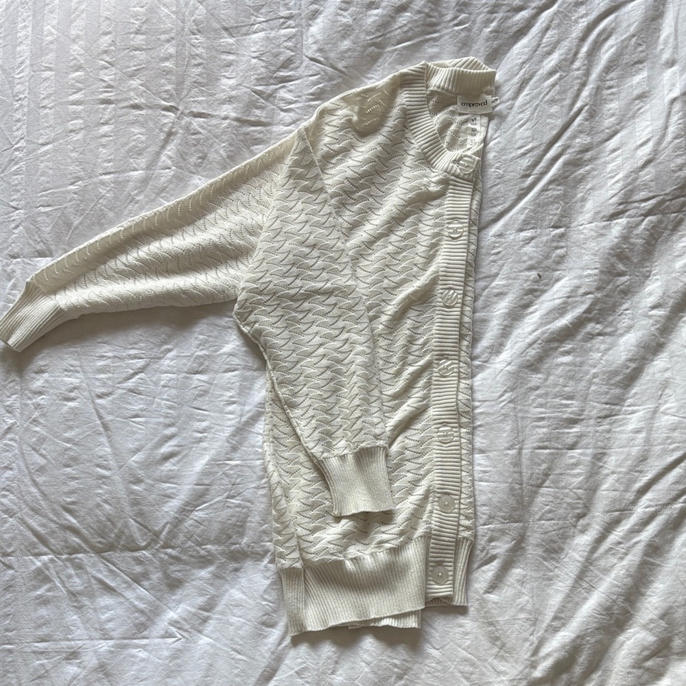 Chic Cream Cardigan